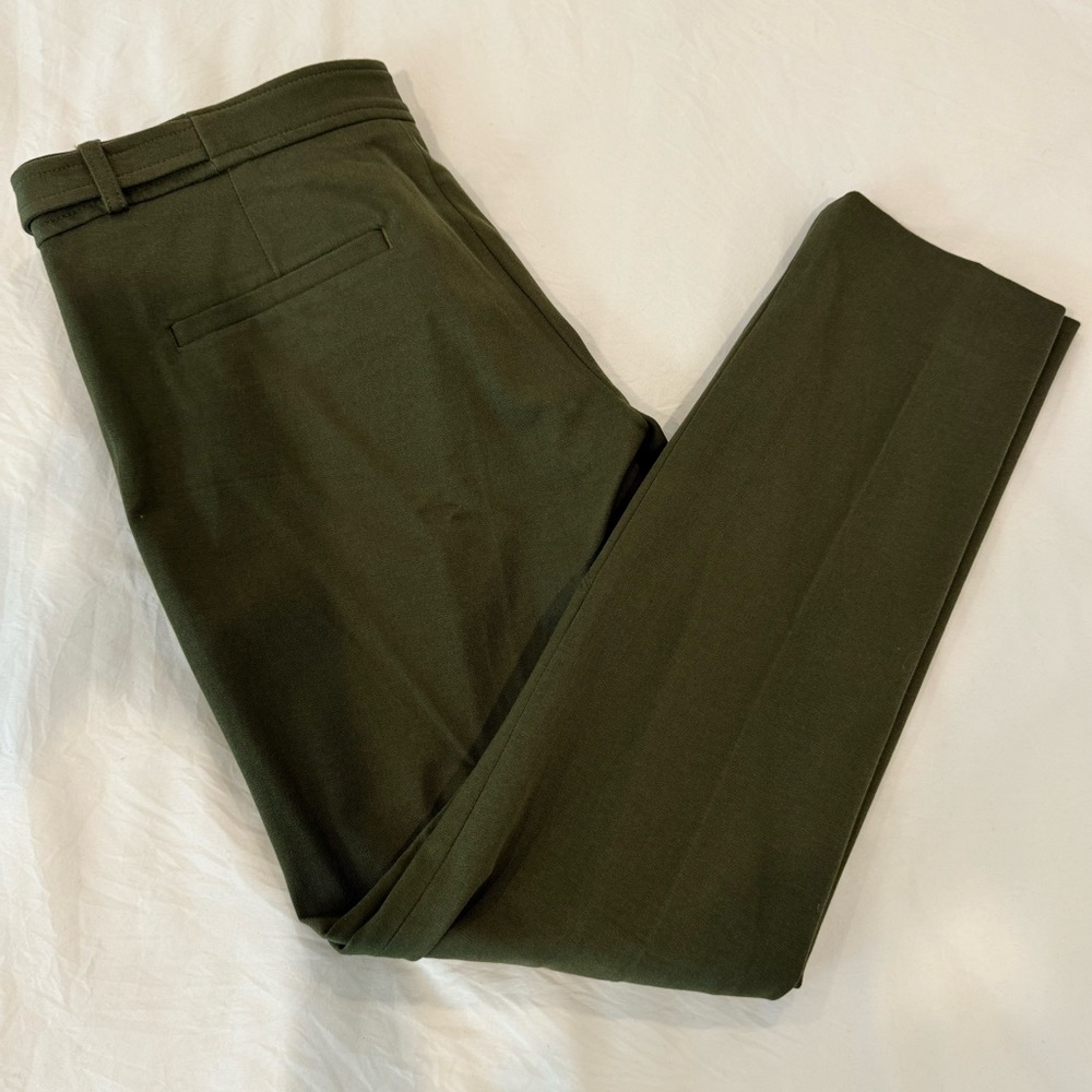 Banana Republic Women’s Skinny Sloan Pant